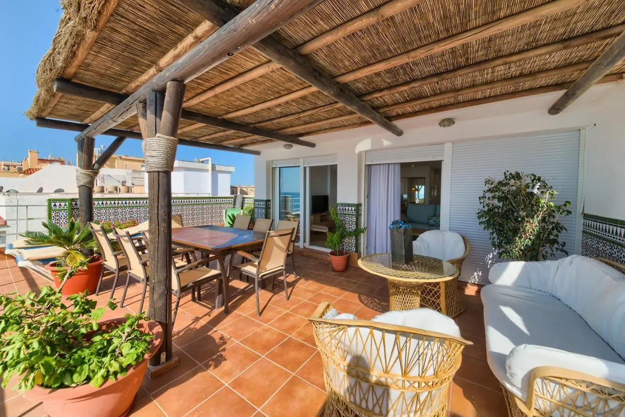 Holidays2Fuengirola Duplex With Stunning Sea View, Terraces,1St Line Beside Port 公寓