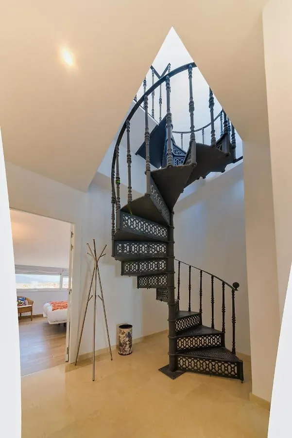Holidays2Fuengirola Duplex With Stunning Sea View, Terraces,1St Line Beside Port 公寓 丰希罗拉