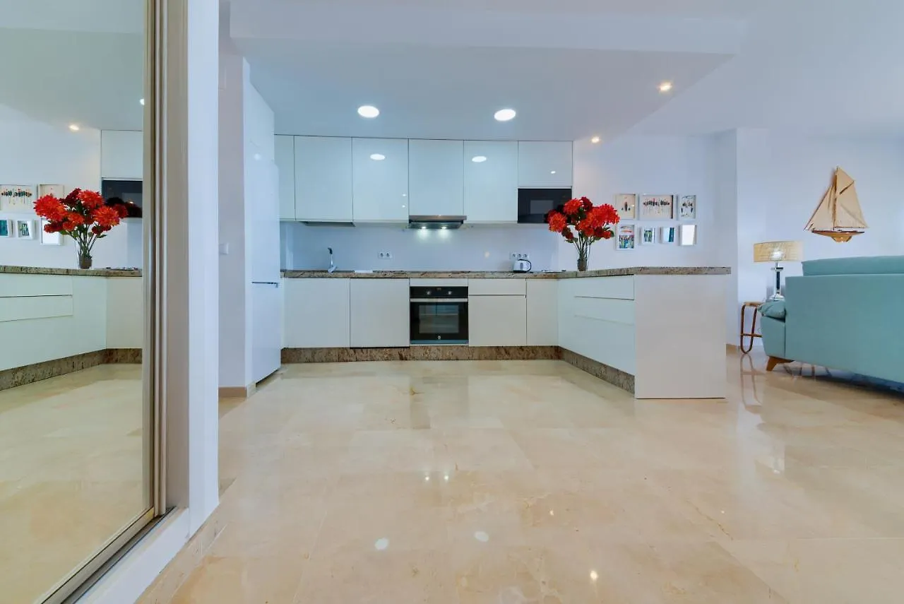 Apartment Holidays2Fuengirola Duplex With Stunning Sea View, Terraces,1St Line Beside Port Spain