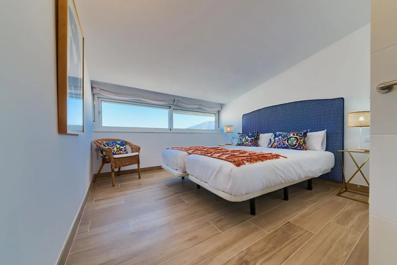 Apartment Holidays2Fuengirola Duplex With Stunning Sea View, Terraces,1St Line Beside Port