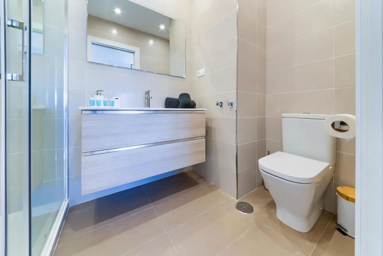 公寓 Holidays2Fuengirola Duplex With Stunning Sea View, Terraces,1St Line Beside Port